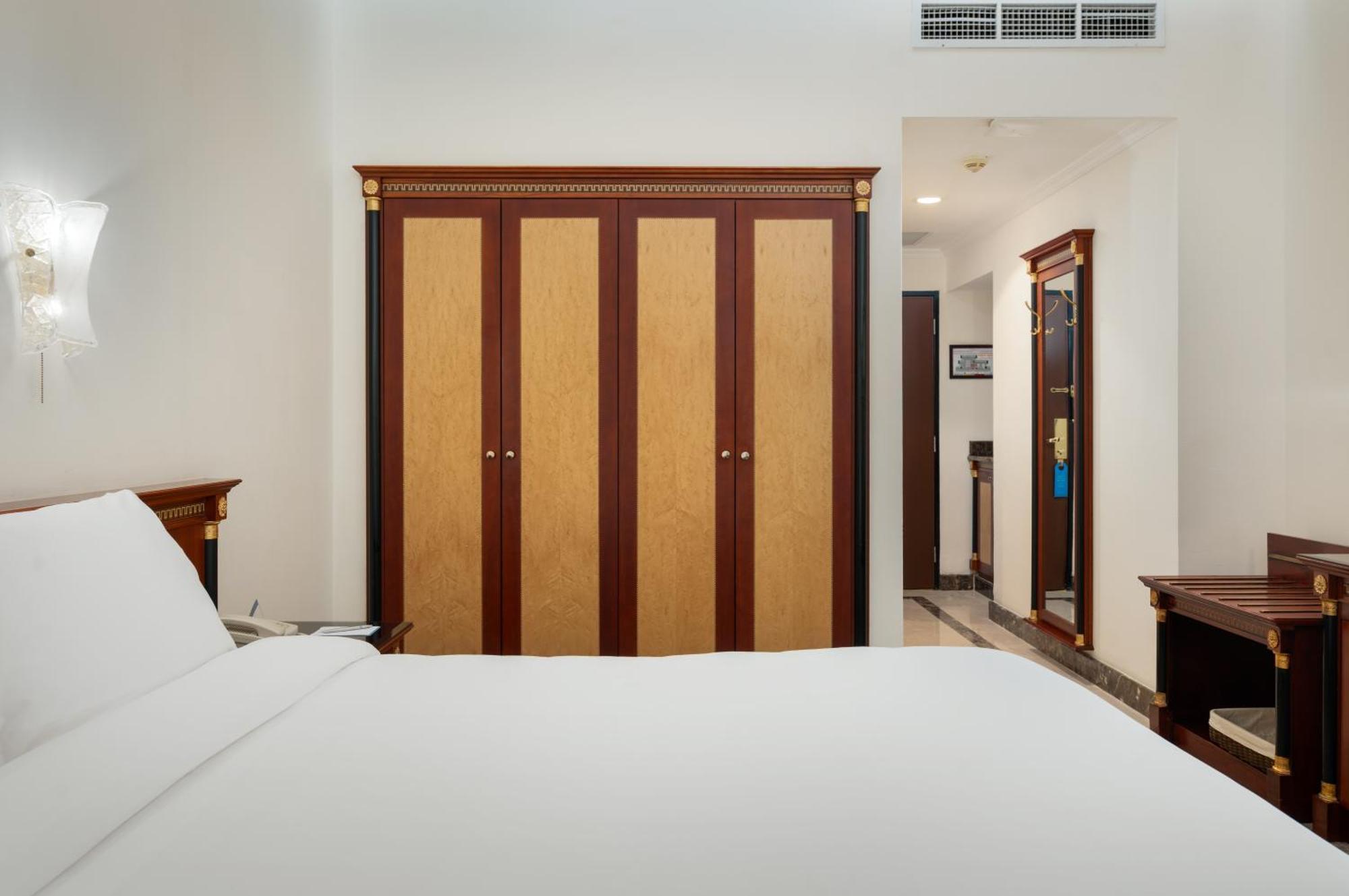 الشهداء فندق 5*